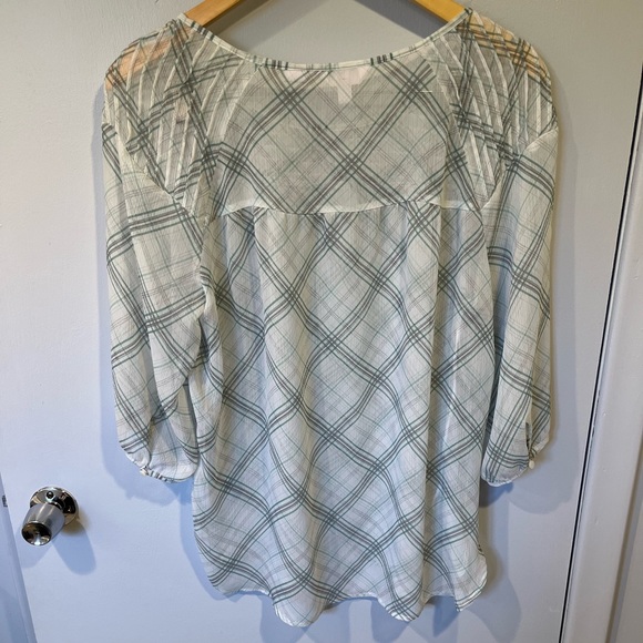 Lauren Conrad top - Picture 4 of 5